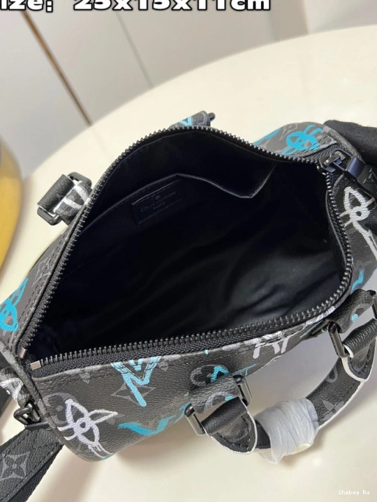 LOUIS KEEPALL VUITTON BANDOULIÈRE 25 0801